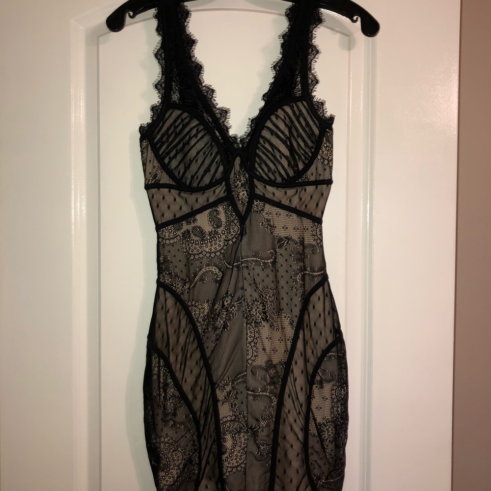 BEBE Sexy Lace Lined Mini Dress NEW-no tags